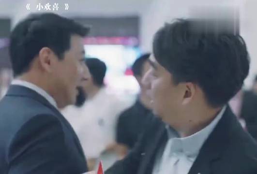 方圆称认识区长 本人回应不是吹牛