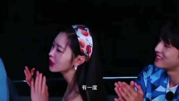 原来要不是因为和胡歌合作这部剧,宋轶差点就被妈妈劝退圈嫁人了
