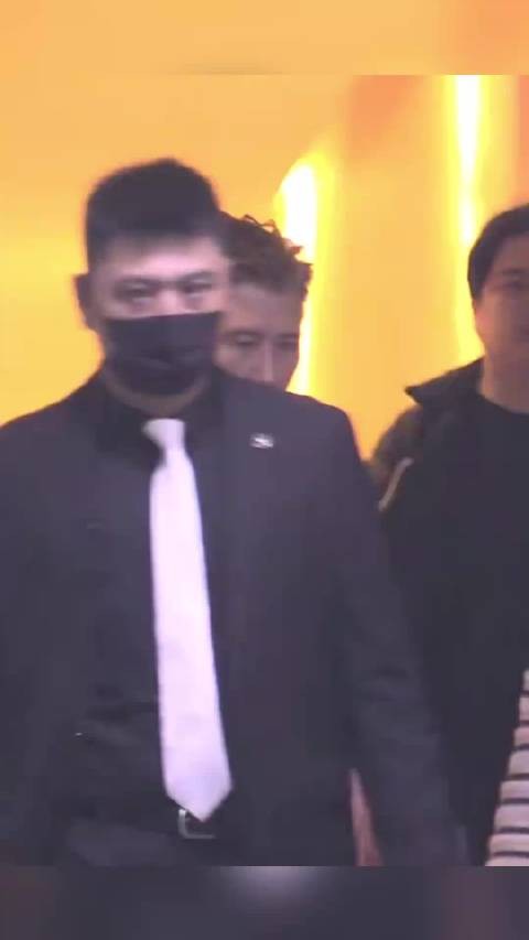 李乃文胡先煦聚餐，醉梦搭档线下同框