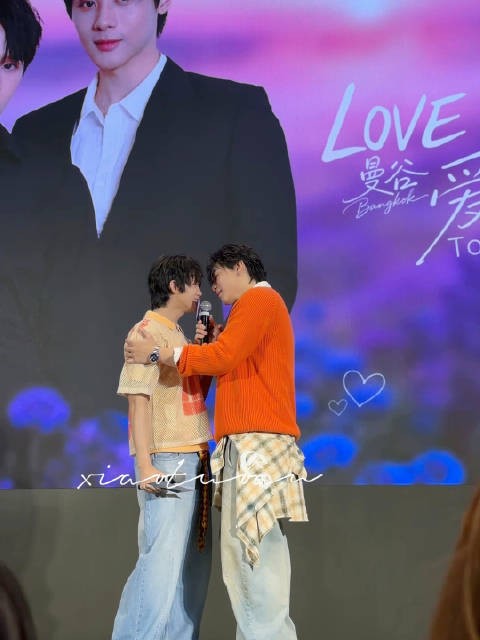 突然来上这么一段，被你们臭给给吓死