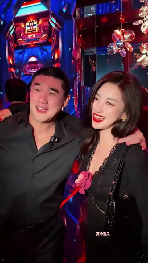 朱珠 天生的女人味儿！最该代言维密的应该是朱珠吧！