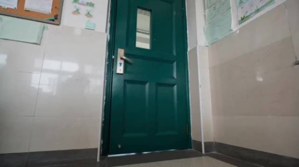 本以为家长不来就没事，结果老师直接放大招？！