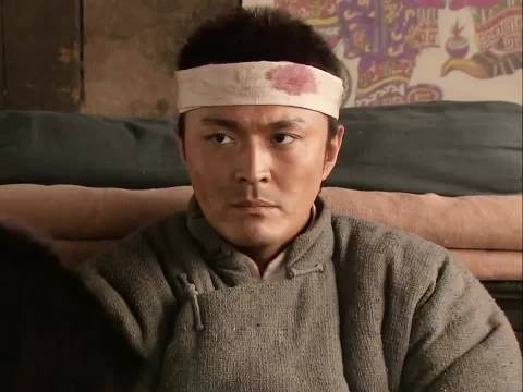 新婚当天发现岳父是杀父仇人，男人的做法让人意外