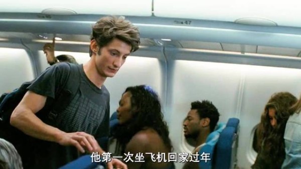 爱情并不在于年龄的差距，而在于心灵的契合与共鸣
