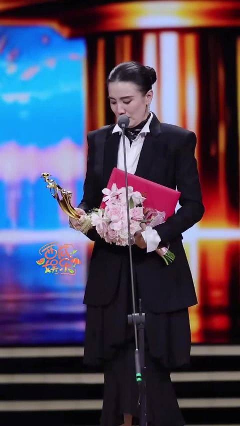 宋佳荧幕起点二十五年后获金鹰最佳女主角