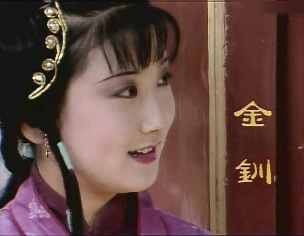 《红楼梦》：金钏的轻狂如何养成的？