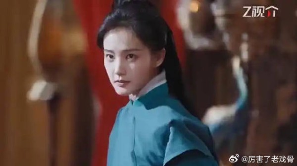 李一桐郭晓婷长得太漂亮 跑龙套演小角色一句台词没有,气势一点不输主角!